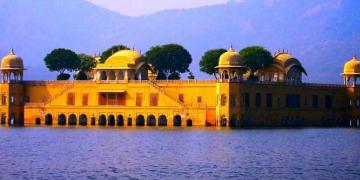 Same Day Agra Tour by Car,Taj Mahal Sunrise Tour